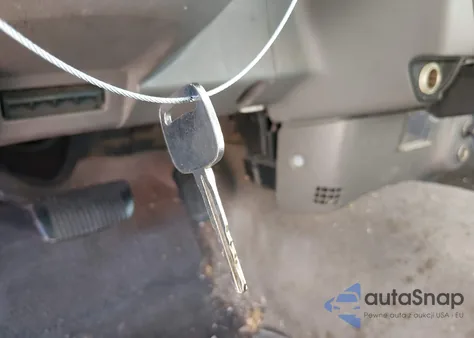 2001 Toyota Tundra Sr5 V8 из США, поврежденный, VIN 5TBRT34101S152175